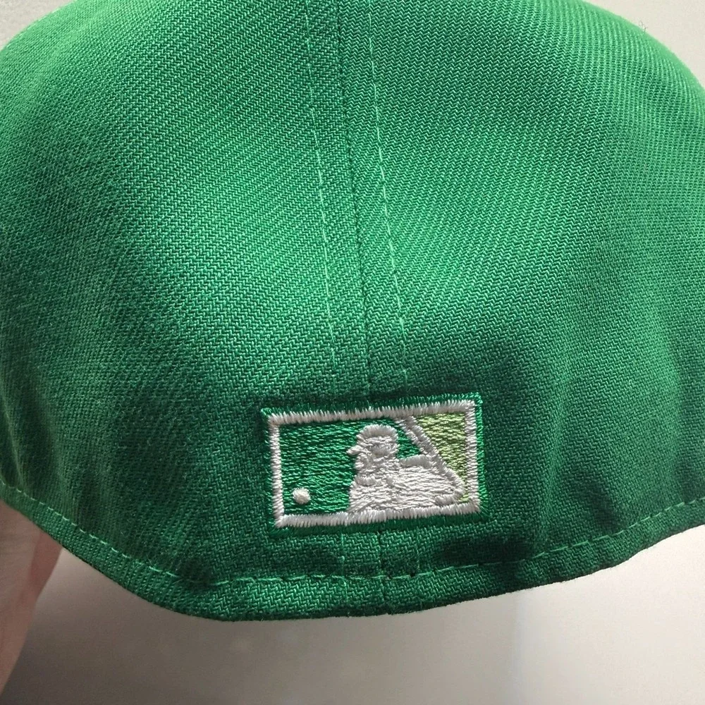 New Era 59Fifty Philadelphia Phillies Rare Green Colorpack Fitted Hat Size 7 1/4